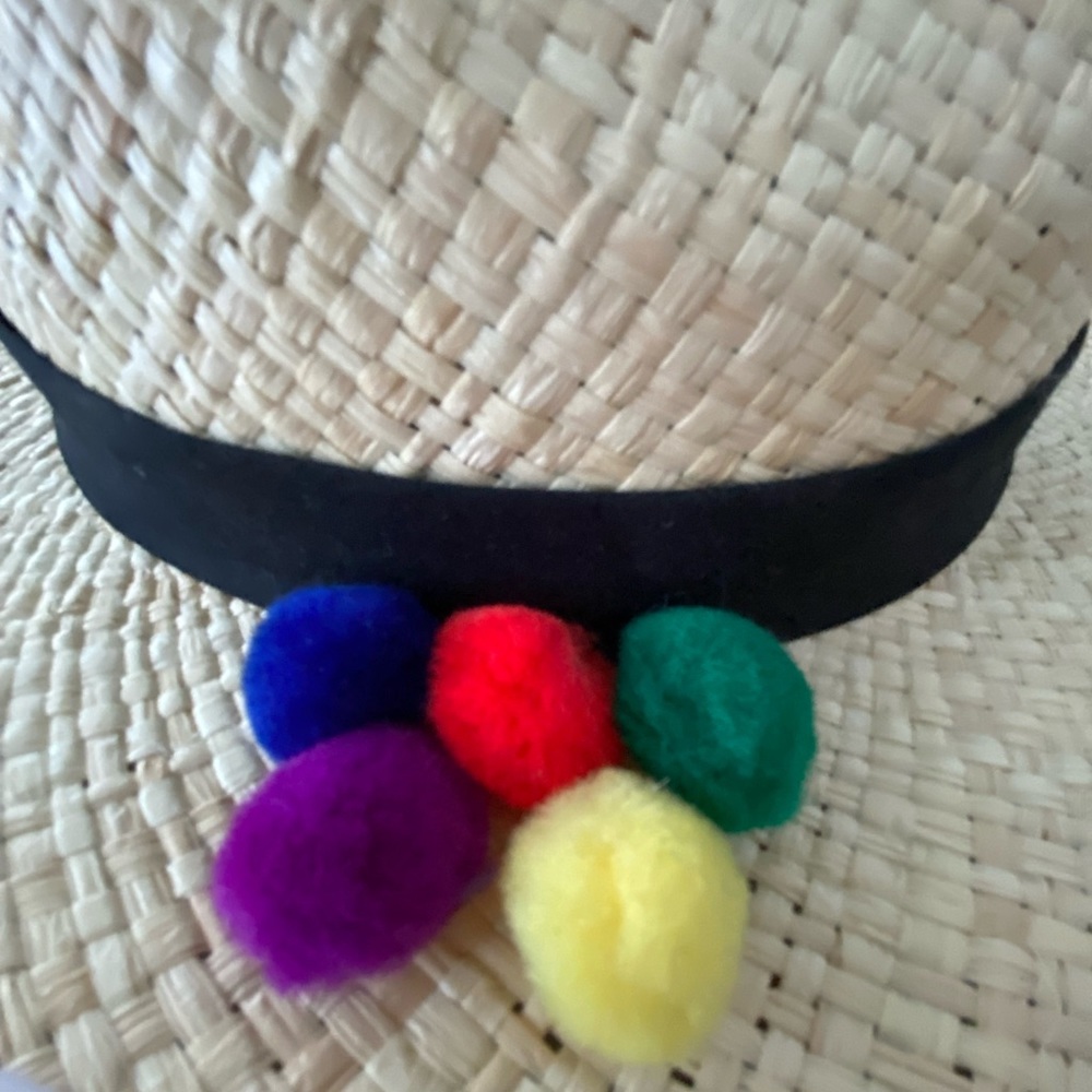 New Raffia hat - Picture 3 of 5